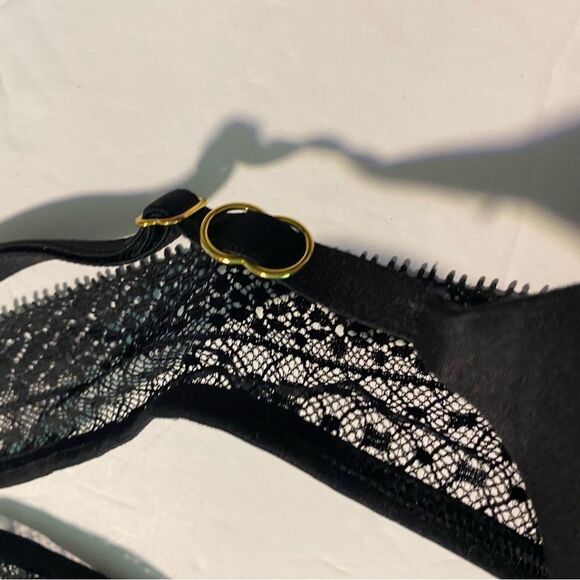 Victoria's Secret Sexy lace INCREDIBLE LIGHTLY LINED DEMI BRA seamless lace 34C - Picture 6 of 13